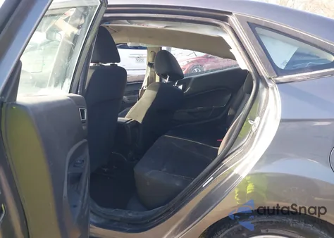 2014 Ford Fiesta Se из США, поврежденный, VIN 3FADP4BJ1EM235060